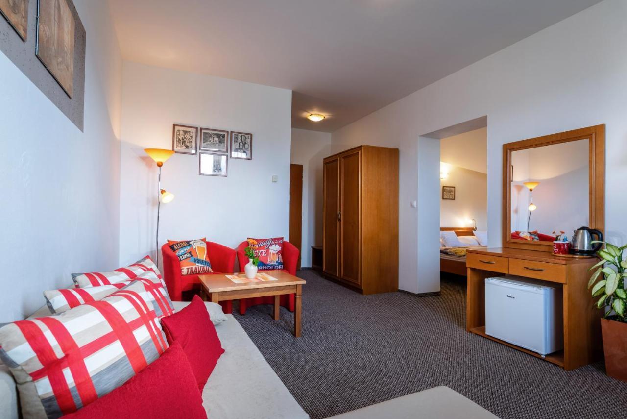 Maravar - Pivny Wellness Adults Only Липтовски-Трновец Экстерьер фото