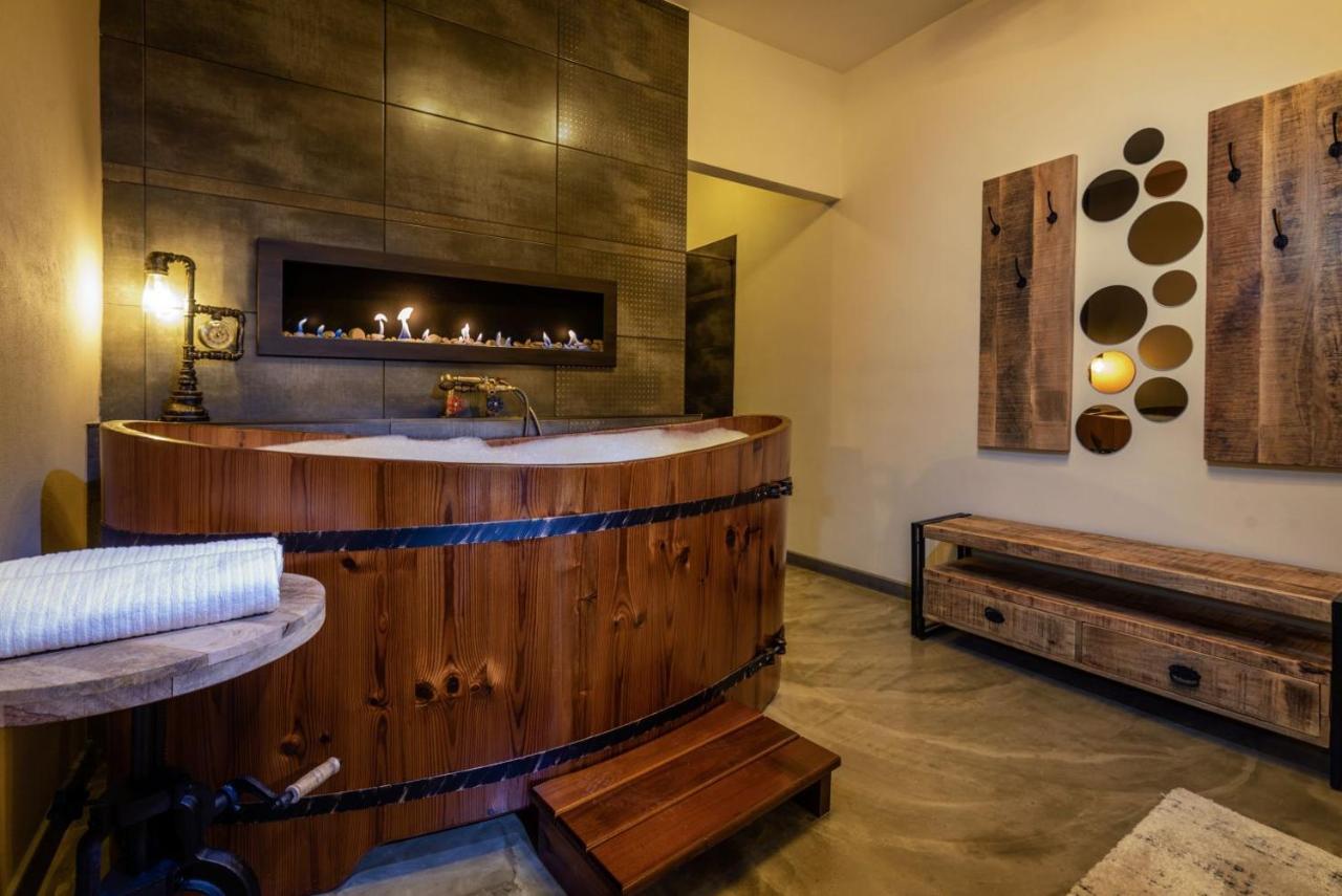 Maravar - Pivny Wellness Adults Only Липтовски-Трновец Экстерьер фото